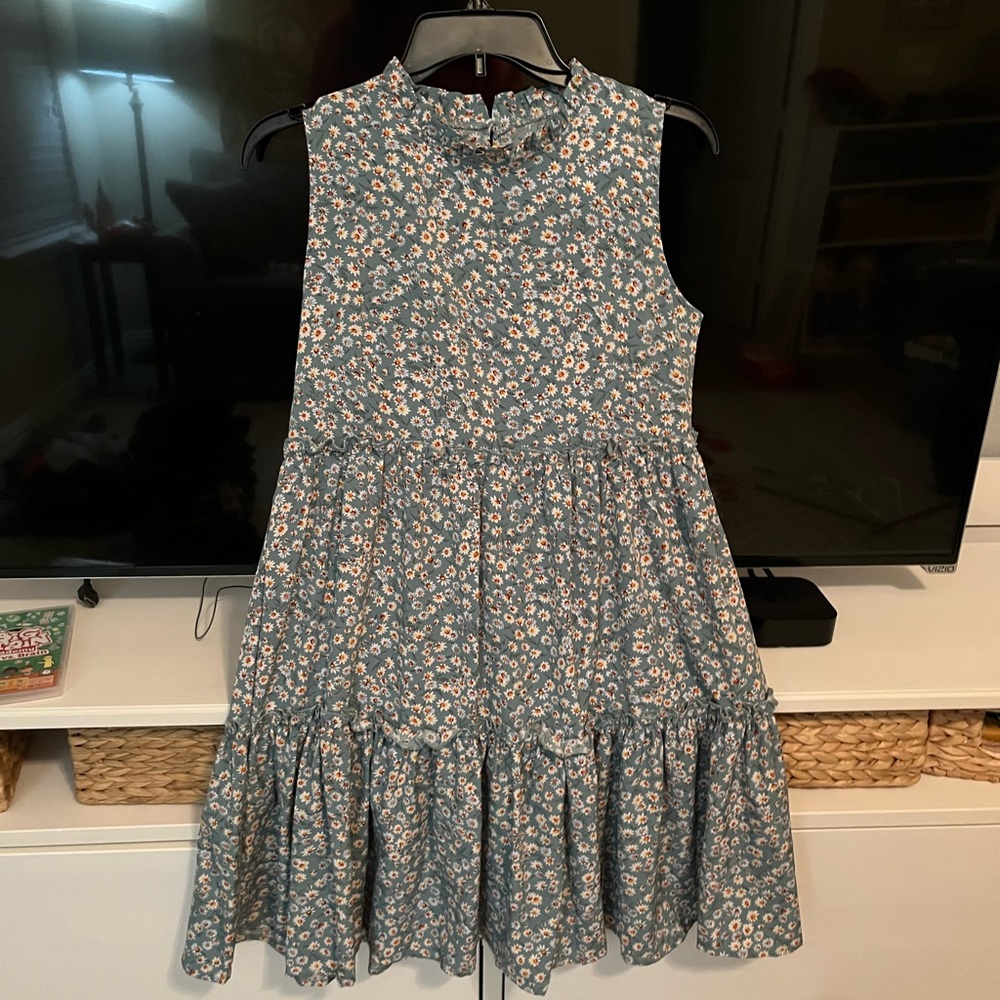 Jim & nora flower dress, size small- price is negotiable!!